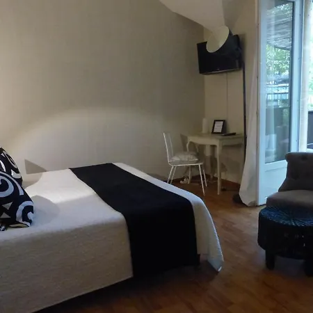 Hotel Bourrelly Cabries